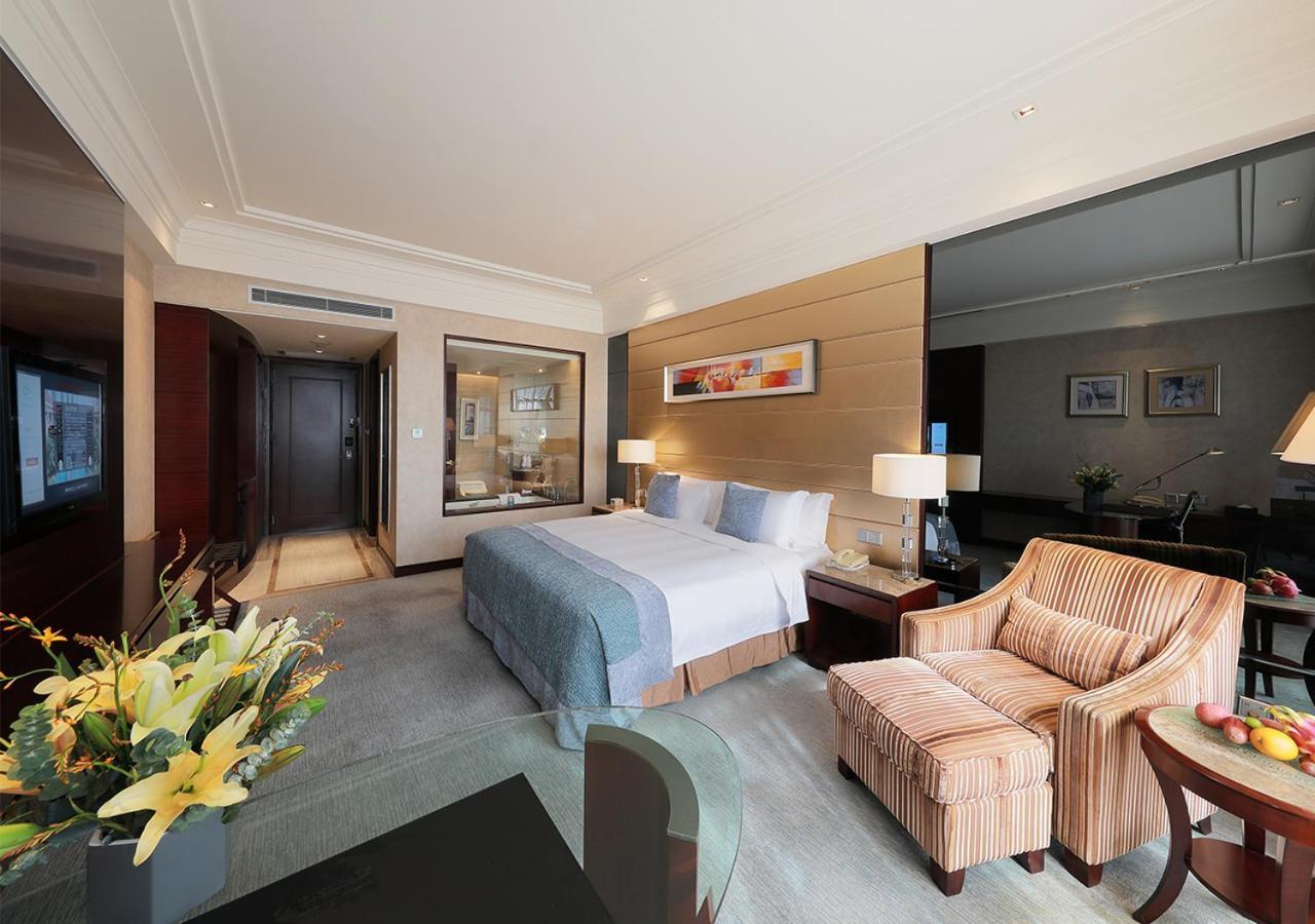 Howard Johnson Riverfront Plaza Fuzhou Fucheu Exterior foto