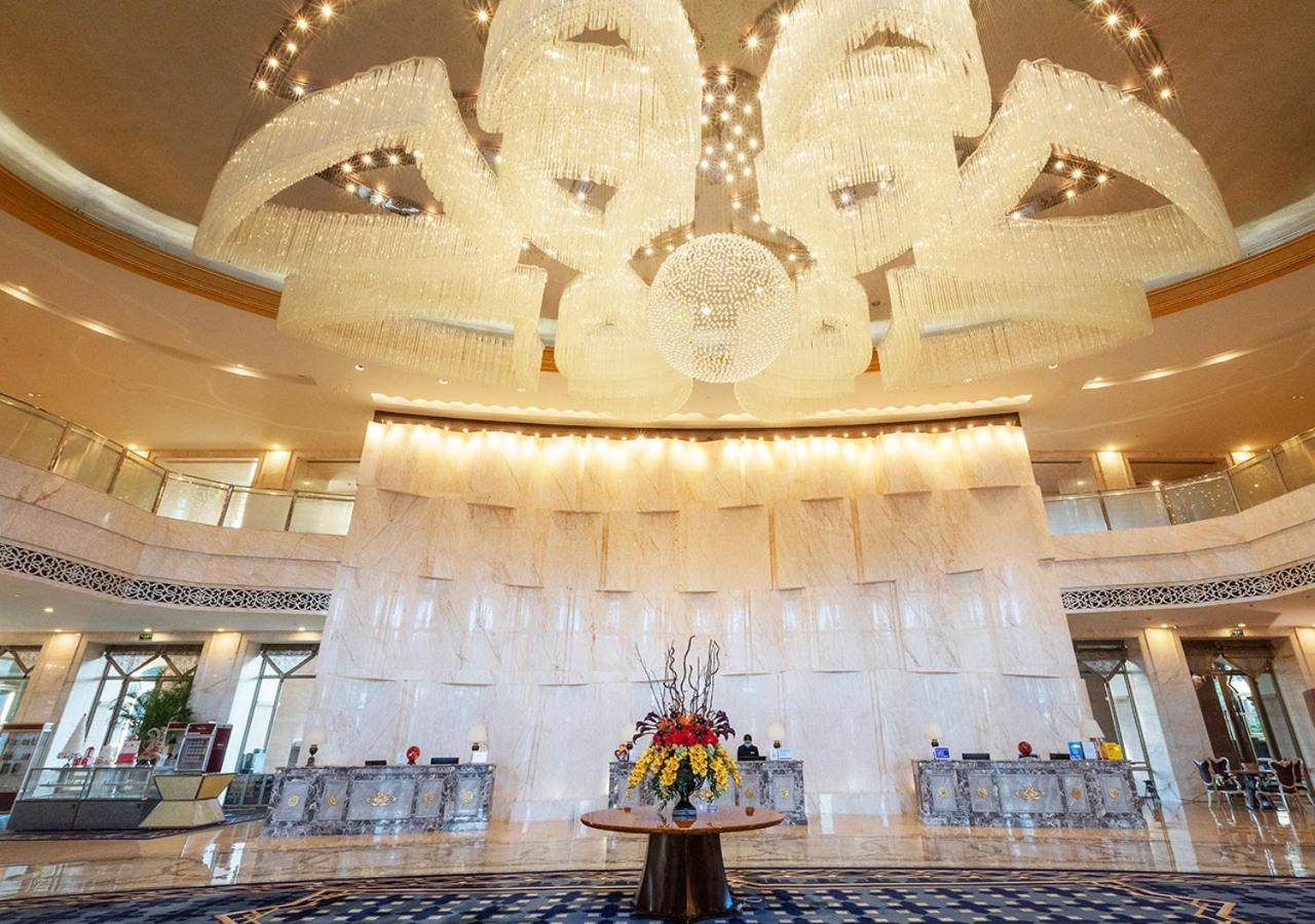 Howard Johnson Riverfront Plaza Fuzhou Fucheu Exterior foto