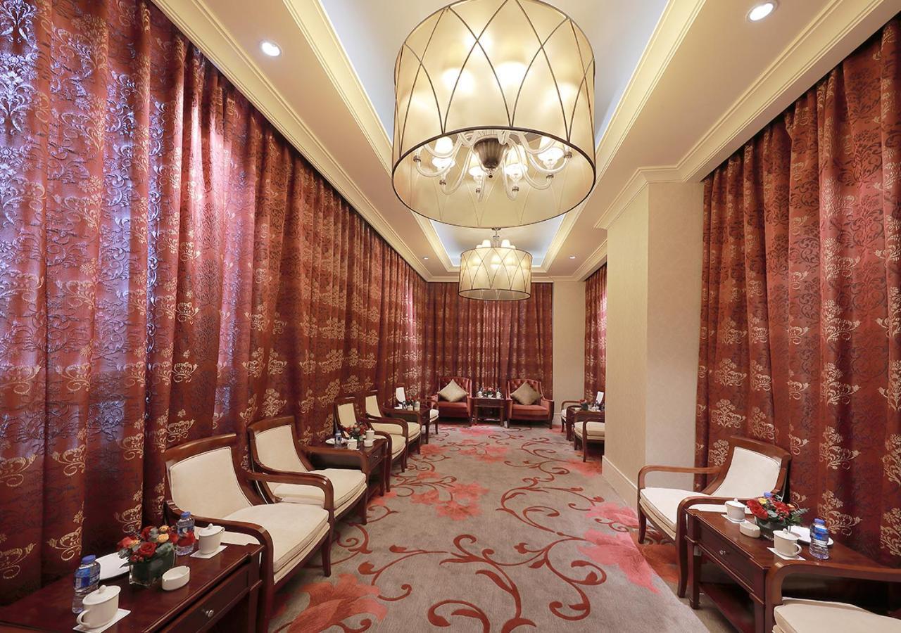 Howard Johnson Riverfront Plaza Fuzhou Fucheu Exterior foto