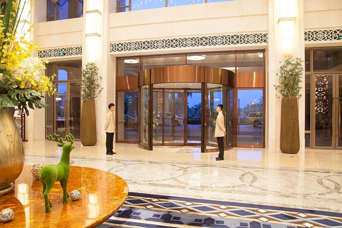 Howard Johnson Riverfront Plaza Fuzhou Fucheu Exterior foto