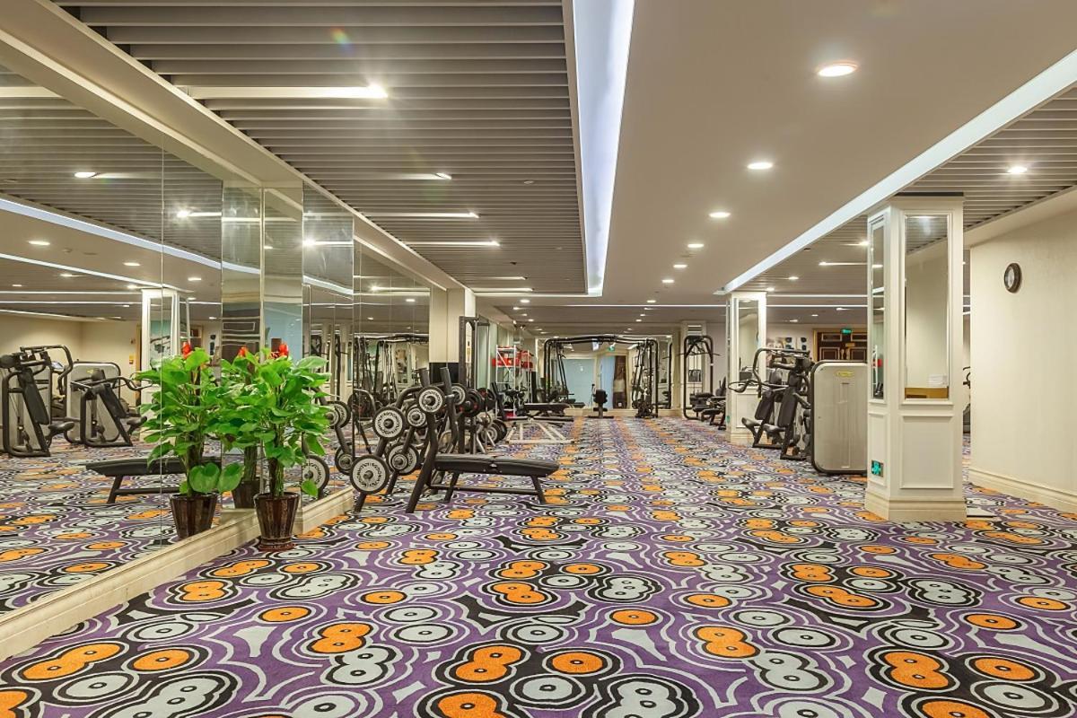 Howard Johnson Riverfront Plaza Fuzhou Fucheu Exterior foto
